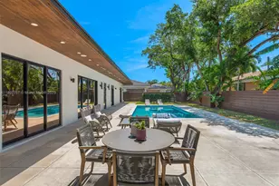 2060 NE 198, Miami, FL 33179 - Photo 35