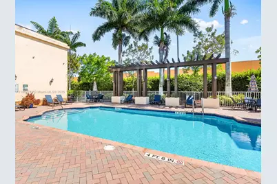 10022 NW 7th St #206, Miami, FL 33172 - Photo 21