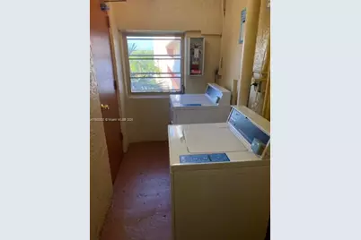 401 SE 3rd St #403, Dania Beach, FL 33004 - Photo 43