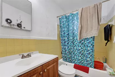 3160 NW 169th Ter, Miami Gardens, FL 33056 - Photo 9