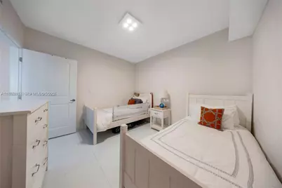400 Sunny Isles #1106, Sunny Isles Beach, FL 33160 - Photo 15