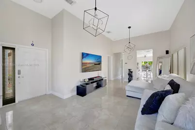 1130 NE 41st Ave, Homestead, FL 33033 - Photo 21