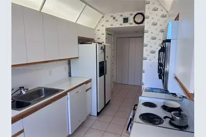 1000 Island Blvd #1508, Aventura, FL 33160 - Photo 5