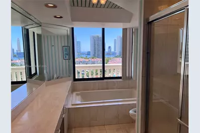 1000 Island Blvd #1508, Aventura, FL 33160 - Photo 9