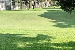 691 S Hollybrook Dr, Pembroke Pines, FL 33025 - Photo 17