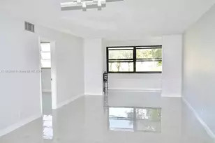 691 S Hollybrook Dr, Pembroke Pines, FL 33025 - Photo 19