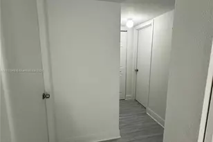 1825 W 56th St, Hialeah, FL 33012 - Photo 9