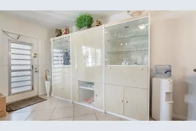 1012 Berkshire A #1012, Deerfield Beach, FL 33442 - Photo 5