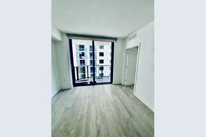 55 SW 9th St #3409, Miami, FL 33130 - Photo 19