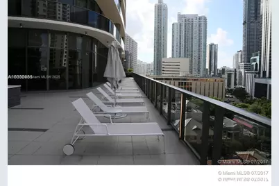 55 SW 9th St #3409, Miami, FL 33130 - Photo 11