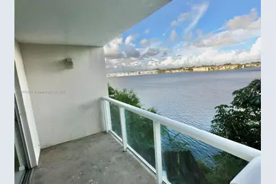 1301 NE Miami Gardens Dr #202W, Miami, FL 33179 - Photo 1