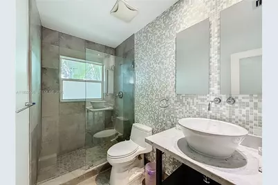 2810 Crystal Ct, Miami, FL 33133 - Photo 13