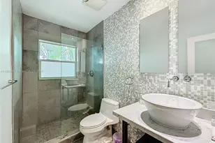 2810 Crystal Ct, Miami, FL 33133 - Photo 13