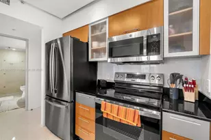 1750 N Bayshore Dr, Miami, FL 33132 - Photo 3