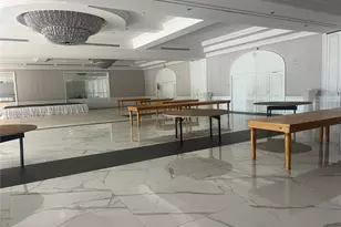 5225 Collins Ave, Miami Beach, FL 33140 - Photo 13