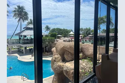 5225 Collins Ave #914, Miami Beach, FL 33140 - Photo 11