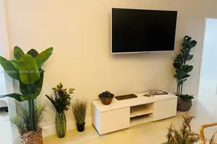 5225 Collins Ave, Miami Beach, FL 33140 - Photo 15