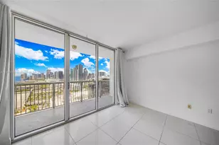 1750 N Bayshore Dr, Miami, FL 33132 - Photo 9
