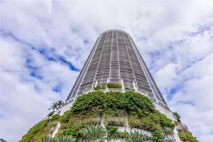 1750 N Bayshore Dr, Miami, FL 33132 - Photo 21