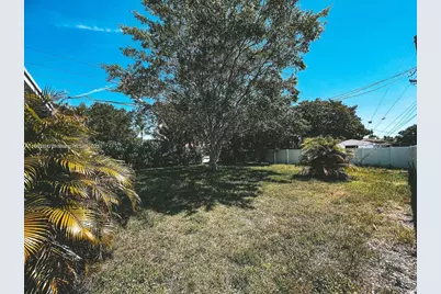 1231 N 16th Ct, Hollywood, FL 33020 - Photo 15