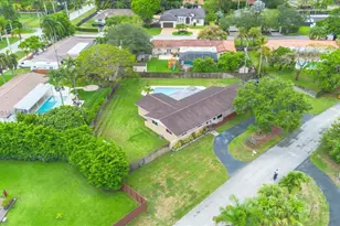 9750 SW 143rd Dr, Miami, FL 33176 - Photo 49