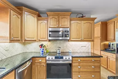 9750 SW 143rd Dr, Miami, FL 33176 - Photo 11