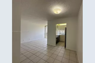 16919 N Bay Rd #617, Sunny Isles Beach, FL 33160 - Photo 3