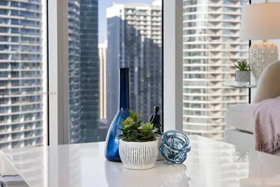 485 Brickell Ave #3504, Miami, FL 33131 - Photo 3