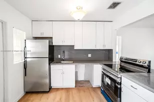 1240 NW 7th Ave, Fort Lauderdale, FL 33311 - Photo 9