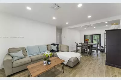 1330 NE 155th St, North Miami Beach, FL 33162 - Photo 11