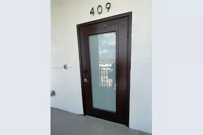 8167 NW 41st St #E-409, Doral, FL 33166 - Photo 7