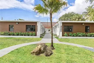 1946 Pierce St, Hollywood, FL 33020 - Photo 13