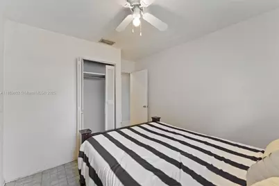 2071 SW 68th Way, Miramar, FL 33023 - Photo 13