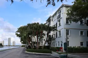 3245 NE 184th St, Aventura, FL 33160 - Photo 43