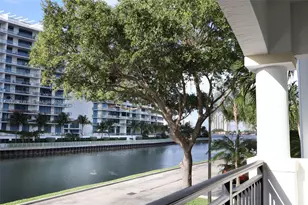 3245 NE 184th St, Aventura, FL 33160 - Photo 5