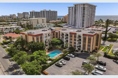 400 N Riverside Dr #214, Pompano Beach, FL 33062 - Photo 1