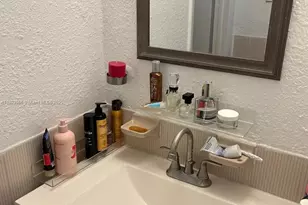 250 180th Dr, Sunny Isles Beach, FL 33160 - Photo 7