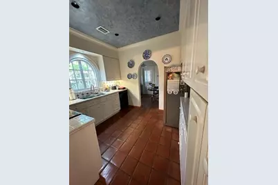 1103 Genoa St, Coral Gables, FL 33134 - Photo 9