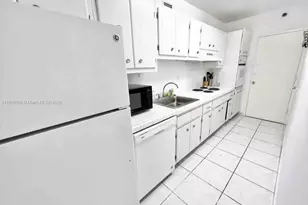 100 Lincoln Rd, Miami Beach, FL 33139 - Photo 3