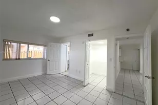 3562 W 80th St, Hialeah, FL 33018 - Photo 9