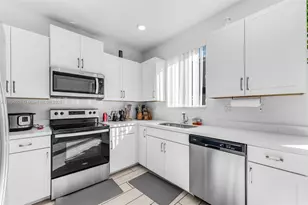 1056 SE 24th Ave, Homestead, FL 33035 - Photo 7