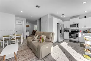 1056 SE 24th Ave, Homestead, FL 33035 - Photo 5