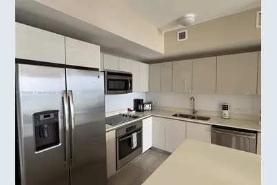 2600 E Hallandale Beach Blvd #T3210, Hallandale Beach, FL 33009 - Photo 9