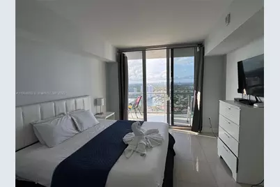 2600 E Hallandale Beach Blvd #T3210, Hallandale Beach, FL 33009 - Photo 11