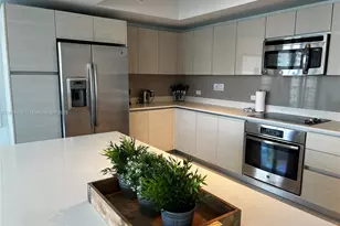 2600 E Hallandale Beach Blvd, Hallandale Beach, FL 33009 - Photo 1