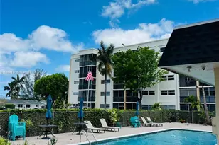 220 SW 9th Ave, Hallandale Beach, FL 33009 - Photo 1
