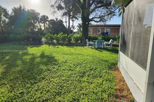 812 Lake McGregor Dr, Fort Myers, FL 33919 - Photo 25