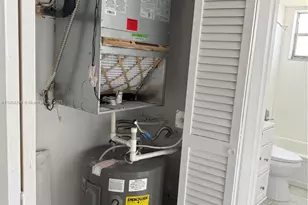 1333 E Hallandale Beach Blvd, Hallandale Beach, FL 33009 - Photo 13