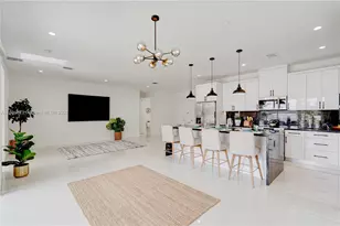 1805 NW 22nd Ct, Miami, FL 33125 - Photo 9