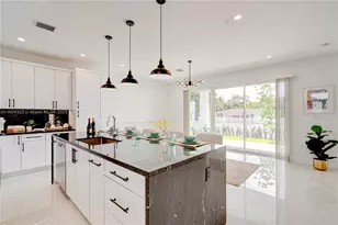 1805 NW 22nd Ct, Miami, FL 33125 - Photo 13